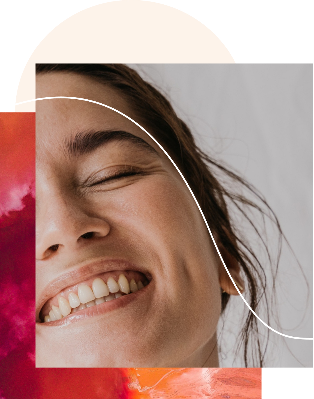 Femmes heureuse sans ses fanons du cou